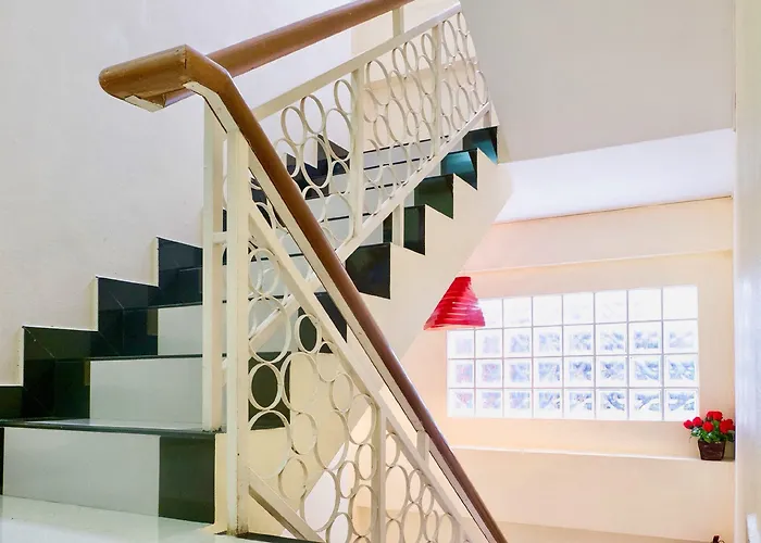 The Konnect Hotel 3*